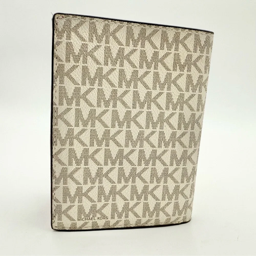 Michael Kors Jet Set Travel Passport Wallet in Chili Multi Leather NWT
